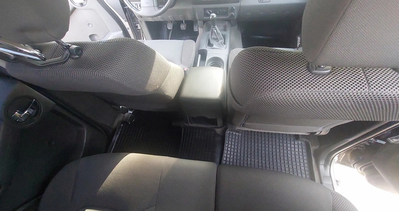 Nissan Xterra cena 21700 przebieg: 107000, rok produkcji 2006 z Koszalin małe 37
